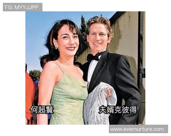 卡戴珊一家揭秘：从奢华生活到家族纷争的真实故事与背后秘密